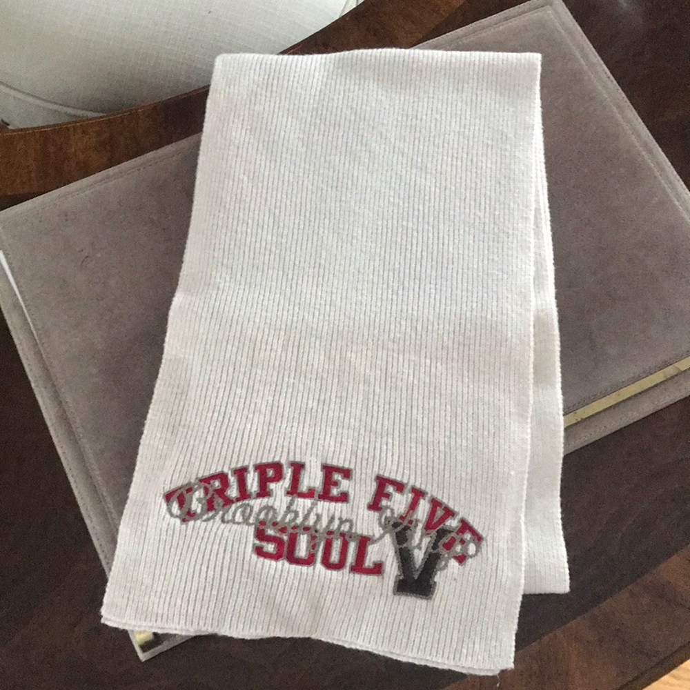 Triple Five Soul scarf